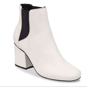 White Veraly Chelsea Boot by Indigo RD